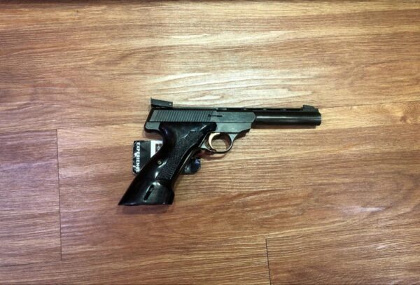 BUCKMARK 22LR BLUED (10 SHOT) WITH TIMBER GRIPS